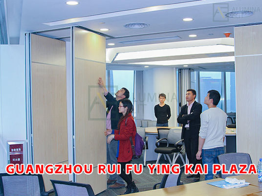 Good price Guangzhou Rui Fu Ying Kai Plaza：Fireproof Wooden Acoustic Partition Wall with 6061-T6 Profile and Q235 Steel Frame for Co-Working Spaces（For commercial use） online