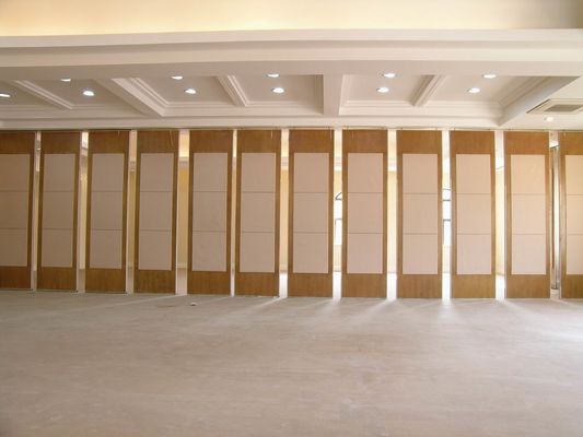 Operable Partition Wall System with 68mm thickness Acoustic Penal