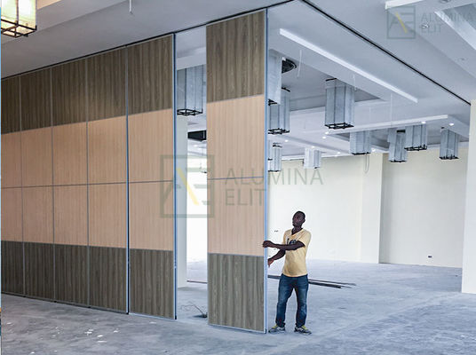 quality Customized Acoustic Partition Wall with 6061-T6 Aluminum Alloy Frame and 52db Sound Insulation factory