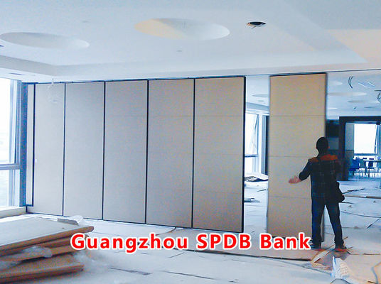 Good price Guangzhou SPD Bank | Operable Movable Partition Wall with 105CM Thickness and STC Rating 42-56dB for Banquet Halls Featuring MDF Board online